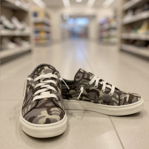 New Madden Girl Marisa-K Camo Knit, Size 9 - Picture 1 of 8